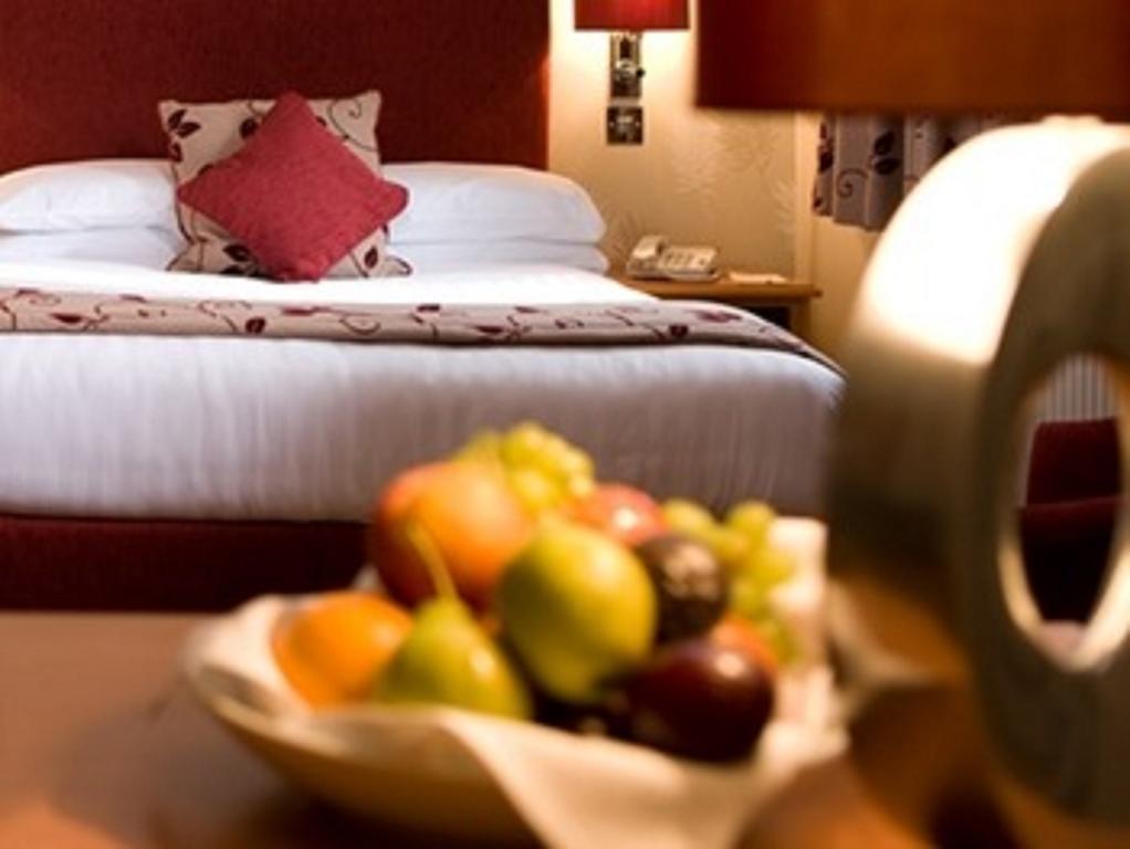 Malin Court Hotel And Restaurant Эр Номер фото